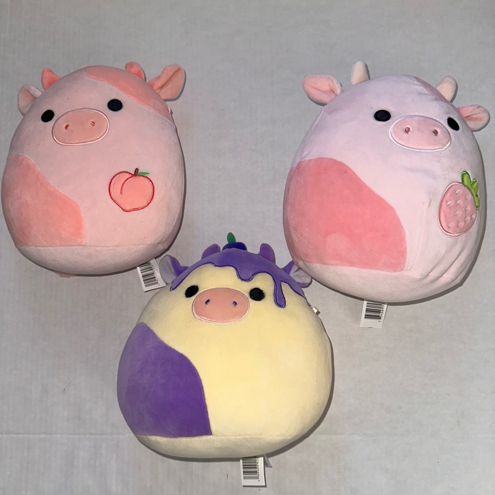Squishmallow Cow set Benito blueberry cheesecake, Lilaz Peach, Reshma Strawberry